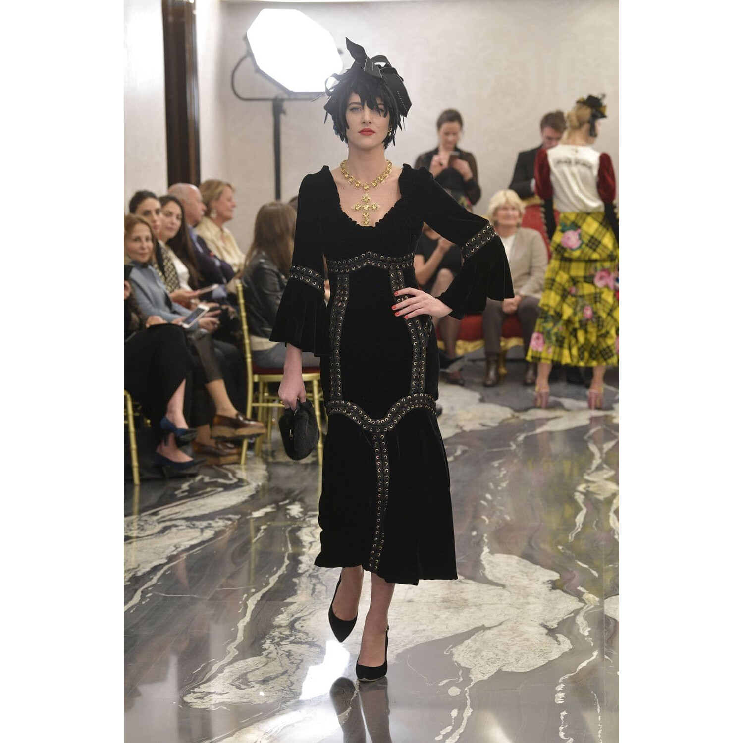 Фото Dolce & Gabbana Alta Moda show British-65